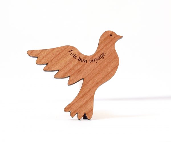 Talisman funéraire  en bois de cerisier massif